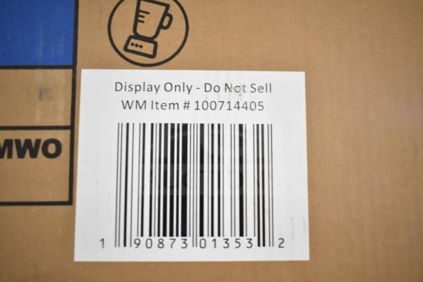 Box for Galanz 0.7 Cu ft Retro Microwave. Label reads "Display Only - Do Not Sell," WM Item #100714405 with barcode.