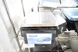 2018 Hobart HTi-LH26 commercial countertop food portioning scale, stainless steel, tested and working, 120/208-240 volts.