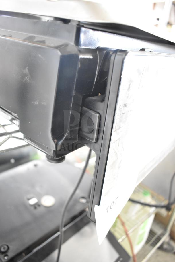 2018 Hobart HTi-LH26 commercial countertop food portioning scale, tested and working, visible wiring and components.