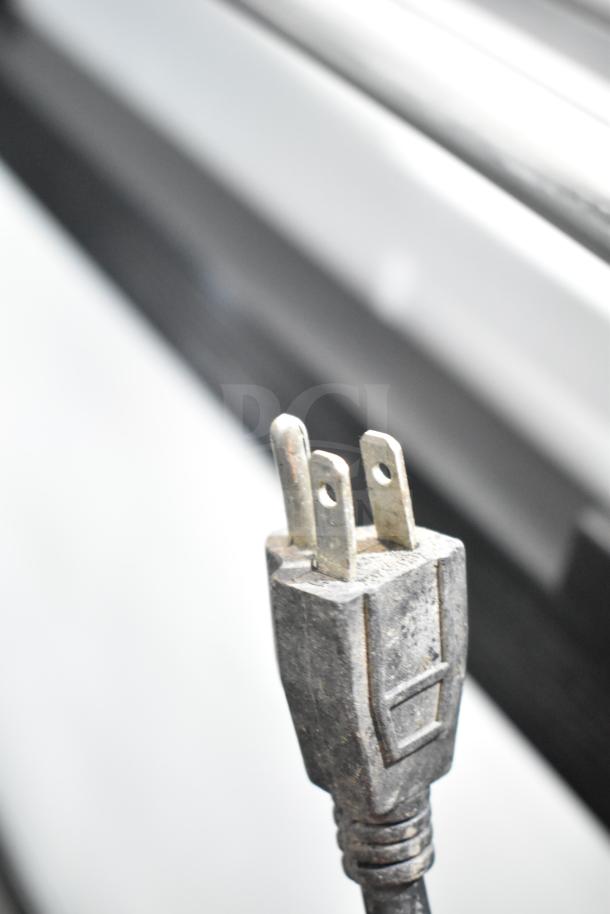 Torrey TEC130L-UL deli display case power plug, 127V, 1 phase, condition unknown, commercial use.