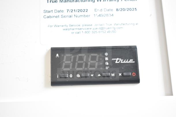 2022 True TSCI-600R-G-PH cooler, digital display panel, 115V, warranty until 8/20/2025, serial number 10492834.