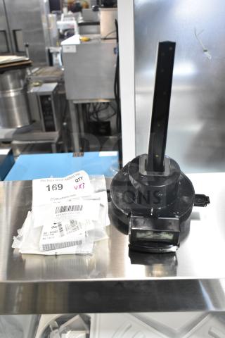 Three brand new items including Vulcan HP0085562700 Pilot Assembly, Hobart HL Series Fixed Shoe with Magnet. Quantity tags visible.