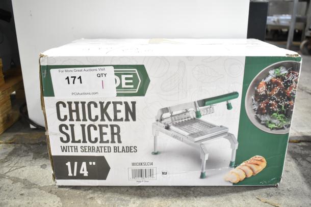 Box of Garde CHKSLC14 1/4" serrated blade chicken slicer, brand new, scratch and dent condition, with product image.