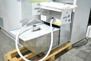 BRAND NEW SCRATCH AND DENT Frymaster PF110R, 110 lb. portable fryer oil filter, reversible pump, 120V, 1/3 hp, on a pallet.