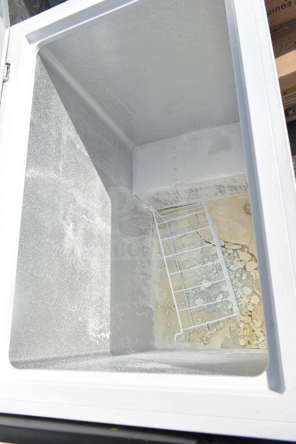 Hisense WFC070M6RWD Chest Freezer, 115 volts, 1 phase, showing interior condition with frost and broken liner.