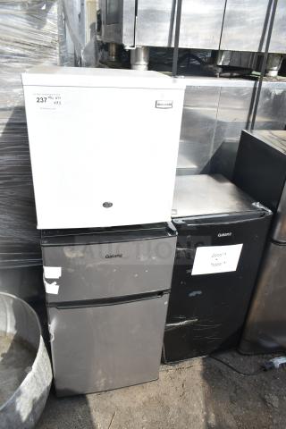Three mini coolers: Accucold FFAR23L, Galanz GLR31TS1E02, GLR31BKE23; dual-phase, 115 Volts, mixed condition.