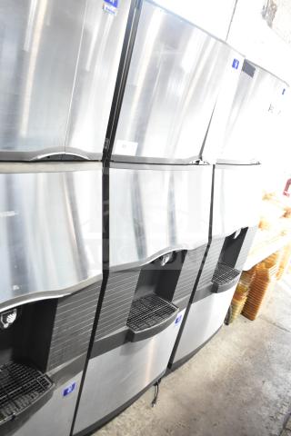 Manitowoc SD0452A commercial ice machine on hotel dispenser, 115V, 1 phase, stainless steel, excellent condition.