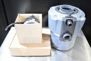 IN ORIGINAL BOX! Insinkerator Cover Control Plus 3 Garbage Disposal, 120 Volts, 1 Phase, new condition, includes fittings.