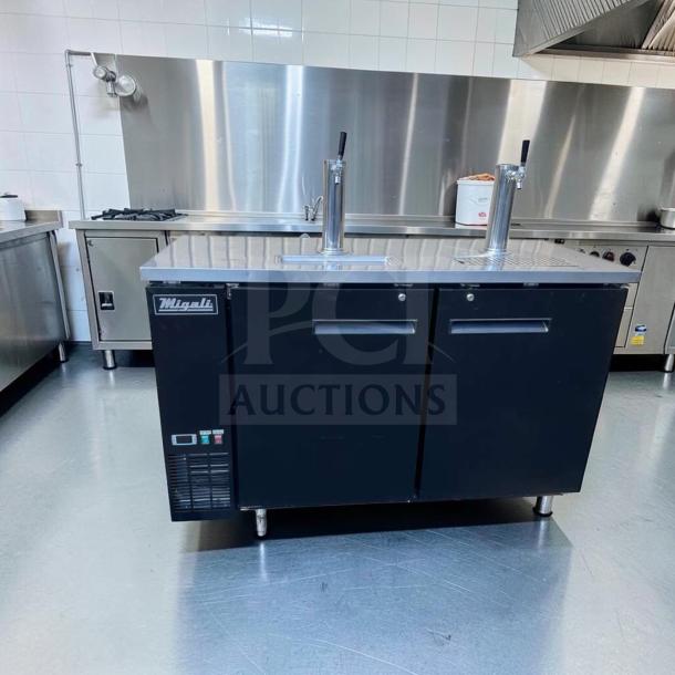 Migali C-DD60-2-HC commercial kegerator, dual tap, 60", 2 keg capacity, excellent condition, fully tested, 115V.