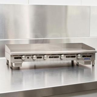 Superior condition Imperial ITG-60 commercial gas griddle, 60", 1" steel plate, thermostatic controls, natural gas.