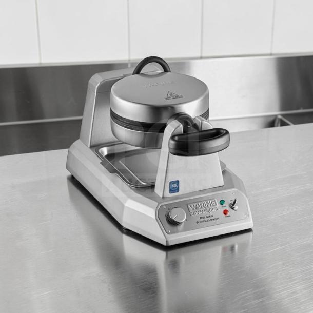 Waring WW180X Commercial Belgian Waffle Maker in exceptional condition, single grid, 120V, fully tested and operational.