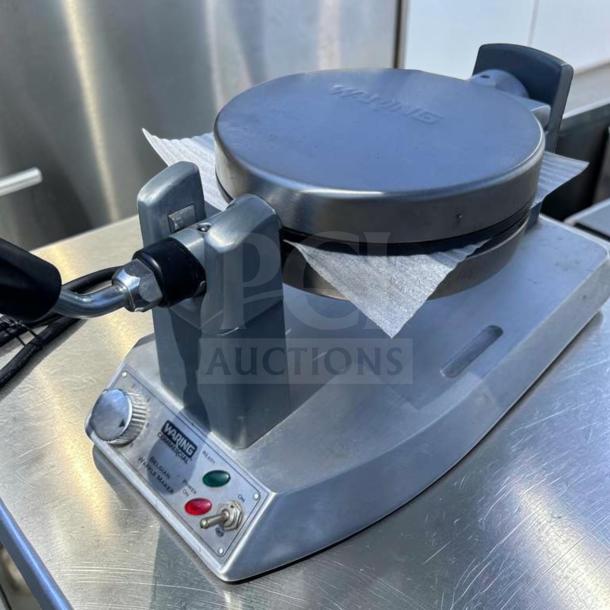 Waring WW180X Commercial Belgian Waffle Maker, single grid, excellent condition, 120V, heavy-duty, fully operational.