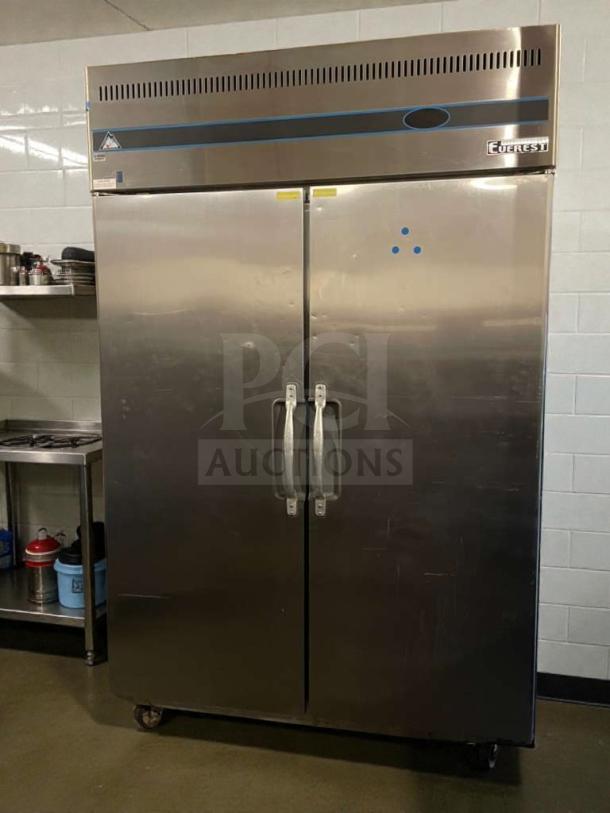 Everest ESR Series commercial reach-in refrigerator, premium condition, stainless steel, double doors, fully tested, 115V/single phase.