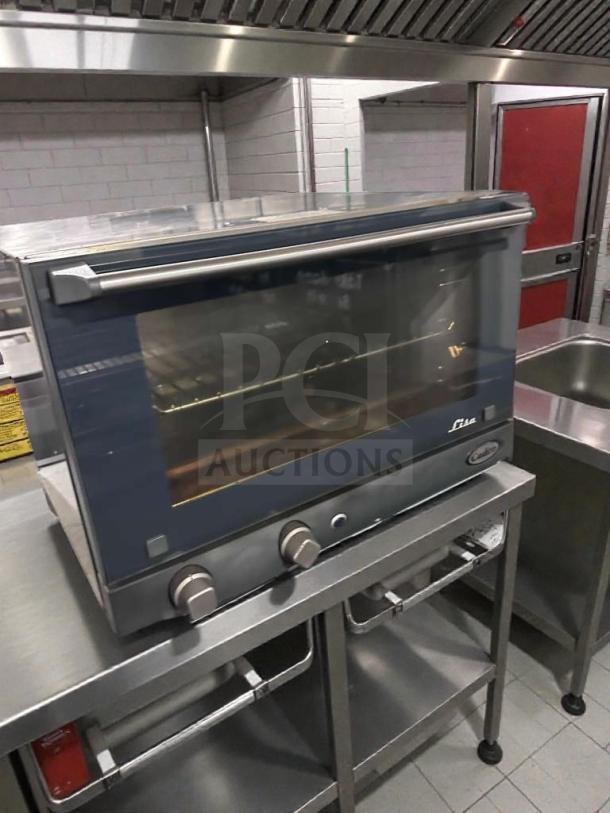 Cadco OV-013/XAF-013-US commercial countertop convection oven, 120V, fully tested, NSF & UL listed, excellent condition.