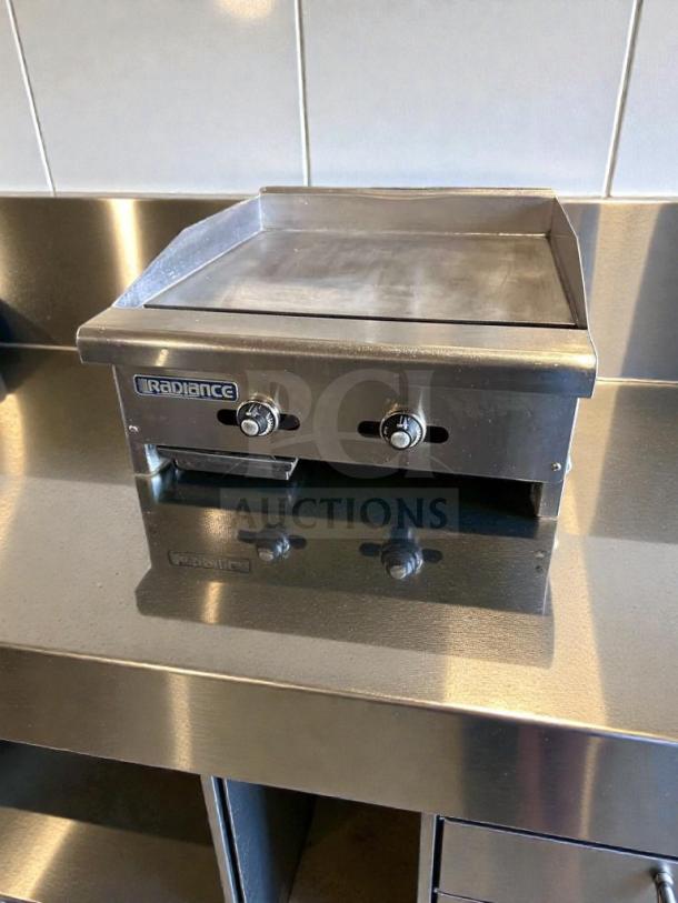 Radiance commercial gas griddle, flat top, fully tested, natural gas, exceptional condition, heavy-duty model RAD-M-GRD-0544.