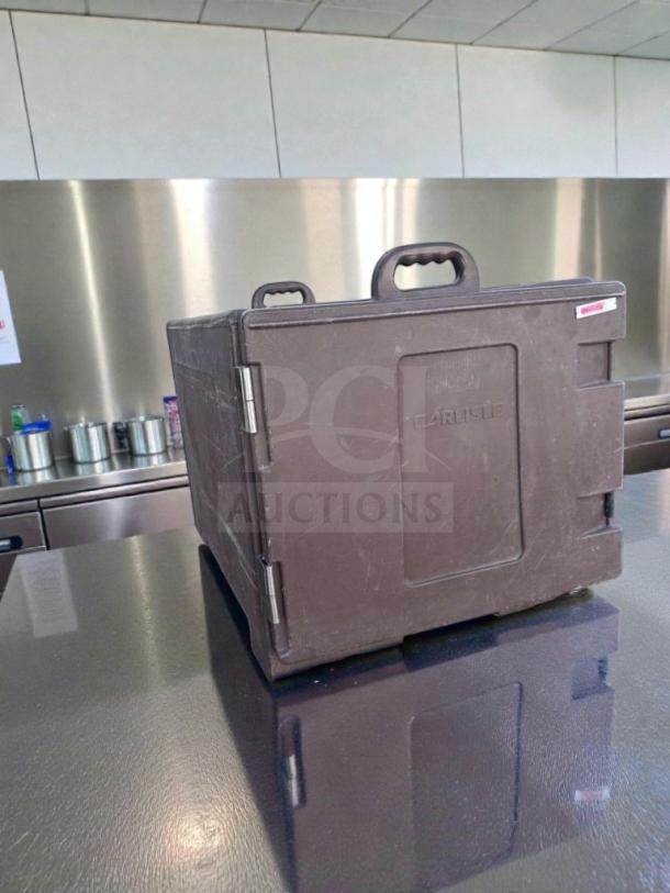 Carlisle Insulated Food Carrier, brown, commercial model CAR-S-HOT-0545, impeccable condition, fully tested.