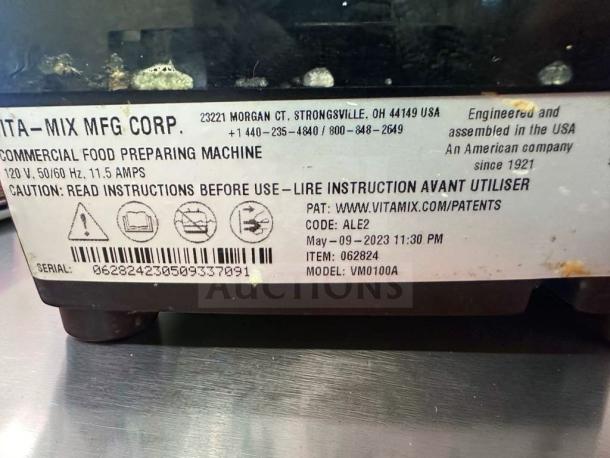 Commercial Vitamix Drink Machine Advance VM0100A label, 120V, 11.5 amps. Made in USA, serial 062824230509337091.
