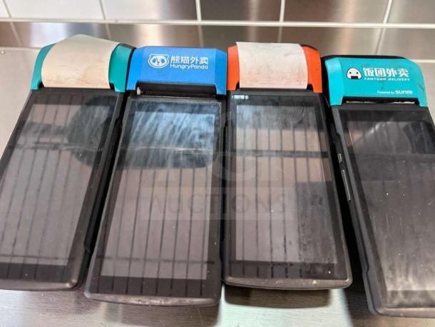 Set of 4 Sunmi V2 wireless POS terminals with built-in receipt printer, outstanding condition, restaurant mobile ordering system.