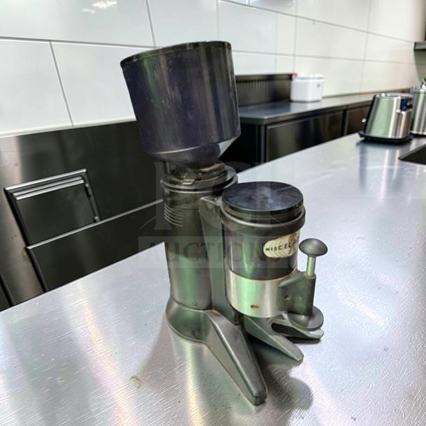 OBEL Mito ATR M64 commercial coffee grinder in exceptional condition, Italian-made, 120V, burr grinder, fully tested.