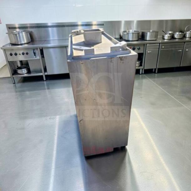 Halton Commercial Kitchen Exhaust Hood in outstanding condition, stainless steel, fully tested, model HAL-L-HOOD-0767.