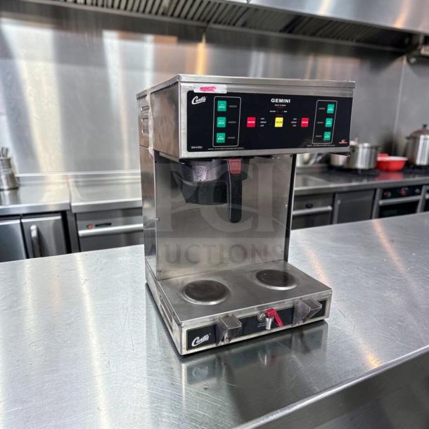 Curtis GEMINI Twin Coffee Brewer SCGEM-612ILDS10, stainless steel, dual system, commercial use, excellent condition.