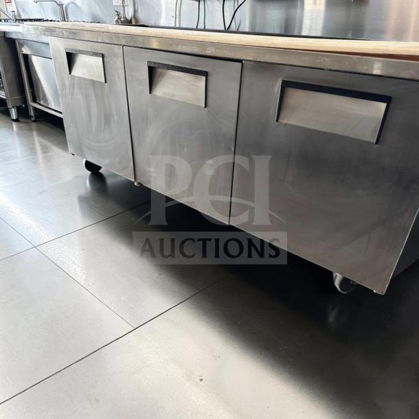 True TSSU-72-30M-B-ST-HC 72” Mega Top Prep Table, stainless steel, refrigerated base, excellent condition, 115V.