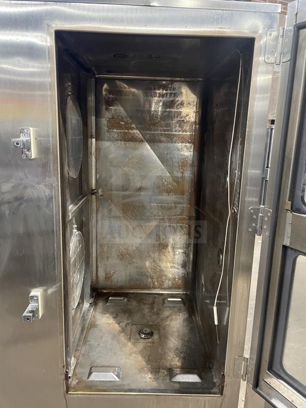 Alto-Shaam Combitherm 2020G full-height combi oven, stainless steel, natural gas, full roll-in rack, interior view.