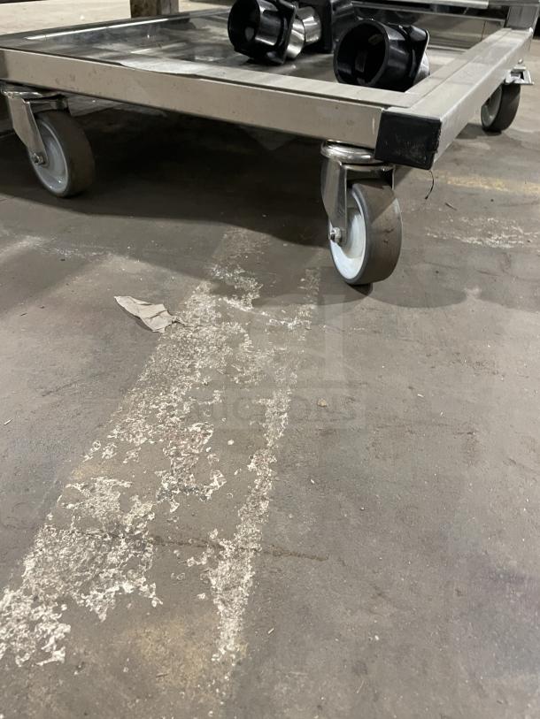 Alto-Shaam Combitherm Series 2020G full roll-in rack combi oven on wheels, featuring a stainless steel frame.