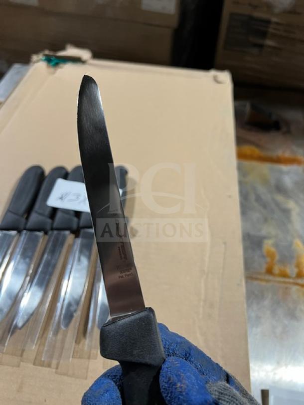 Dexter Russell Sani-Safe Series 3.25" paring knife, model S104B-PCP, stainless steel blade, black grip, new condition.