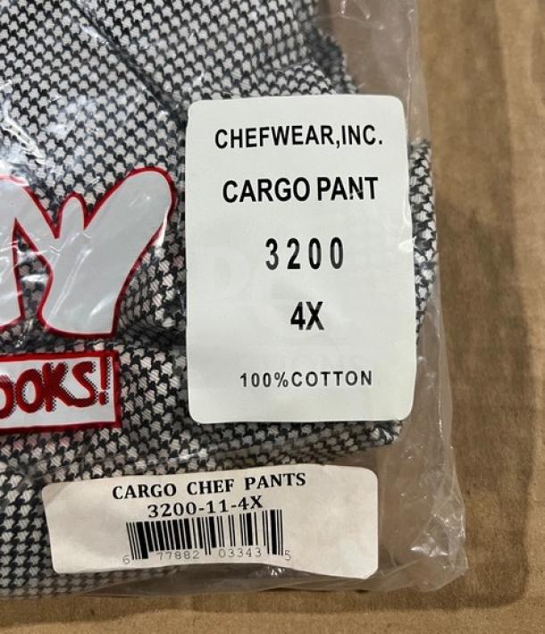 Brand new Chefwear CW3200 cargo chef pants, size 4X. 100% cotton, houndstooth pattern, in original packaging.