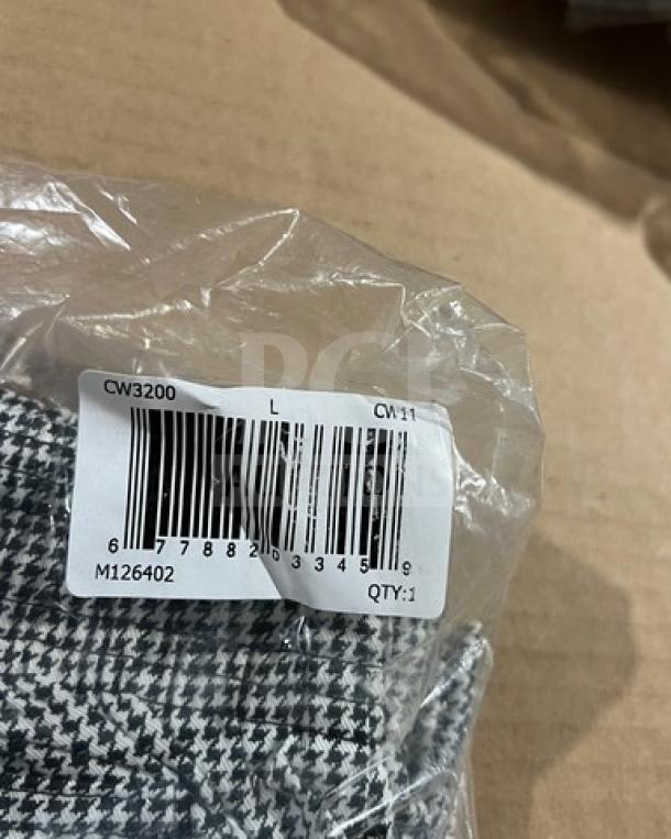 Brand new Chefwear cargo chef pants, model CW3200, size L. Houndstooth pattern in original packaging with product label.