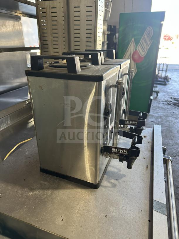 Bunn SH SERVER stainless steel dual coffee server, model SH SERVER SN: TS00682244, good condition, commercial use.