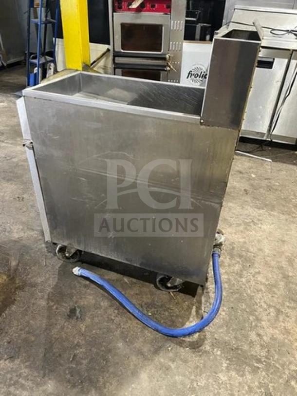 Asber AEF40/50 stainless steel deep fat fryer, natural gas, 40/50 lb capacity, on casters, includes back splash.