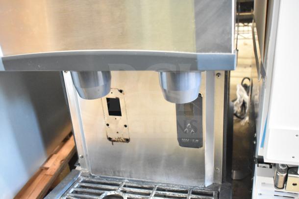 2019 Scotsman HID312A-1A nugget ice machine, new with scratches and dents. Features hands-free dispensing, 12 lb bin.