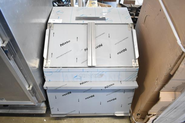 Brand new ServIt 423TCW26 26-gallon chip warmer. Scratch and dent model with protective stickers. 120V, 1 phase, first-in first-out design.