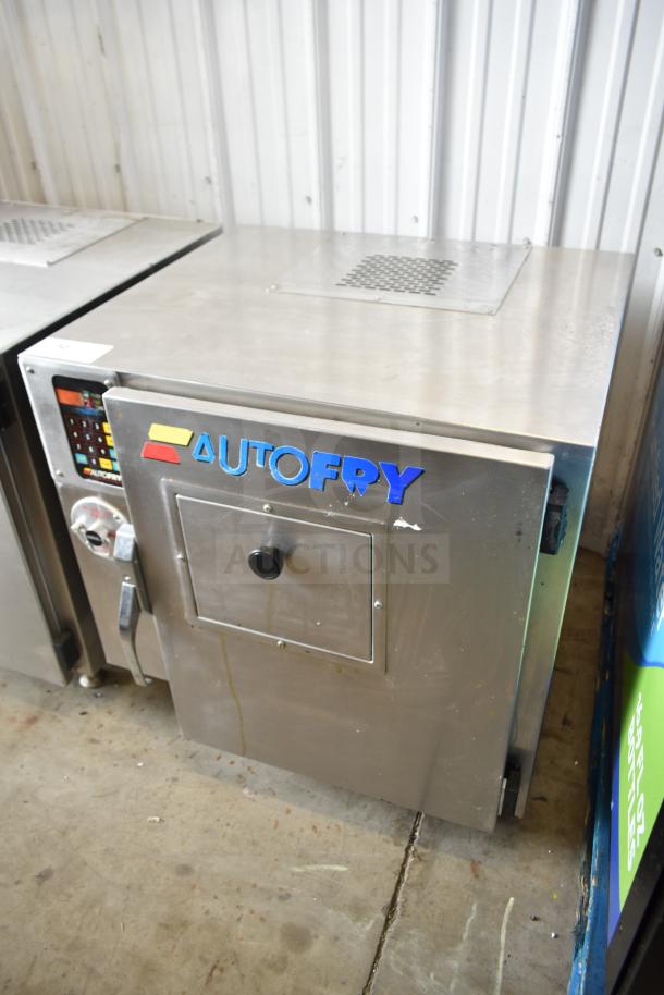 Autofry MTI-10 commercial countertop ventless fryer in stainless steel. Electric powered, 208V, 1 phase. Minimal wear.