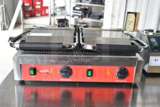 BRAND NEW SCRATCH AND DENT! 2025 Avantco 177PG400 Commercial Dual Panini Sandwich Grill with Grooved Plates and 19 5/8" x 9 1/8" Cooking Surface. 120 Volts, 1 Phase.