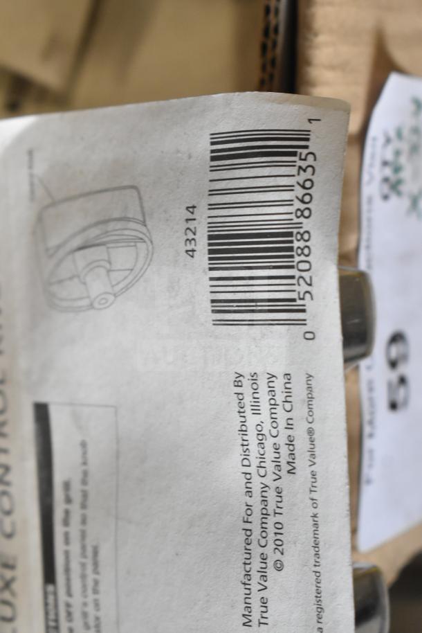 Label showing barcode and text for item manufactured by True Value Company, Chicago, Illinois. Part of auction lot of 32 range items.