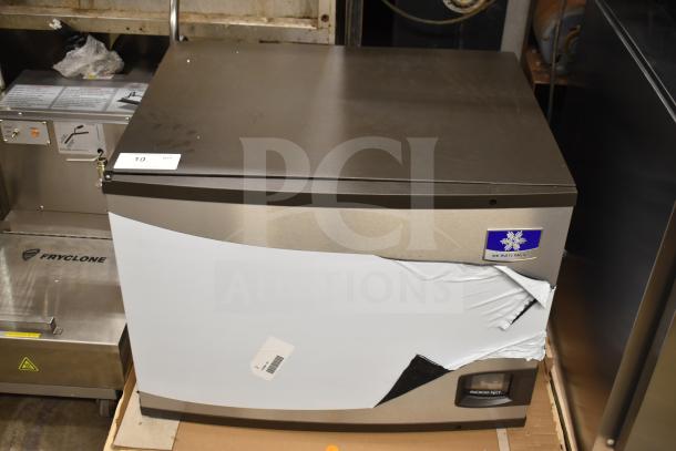 Manitowoc IYT0750A-261 30" ice machine, new scratch and dent, half dice cube, 672 lb. capacity, 208-230V, 1 Phase.