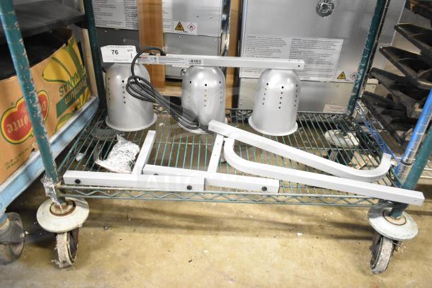 ServIt 423BLS3 Suspension Bar 3 Bulb Heat Lamp, new condition, visible tags indicate model and specifications.