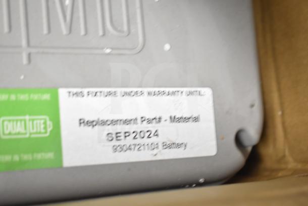 11 new boxes with DualLite EVODW remote heads, EBP ballasts, and DualLite DYN6I-WM. Warranty until Sep 2024.