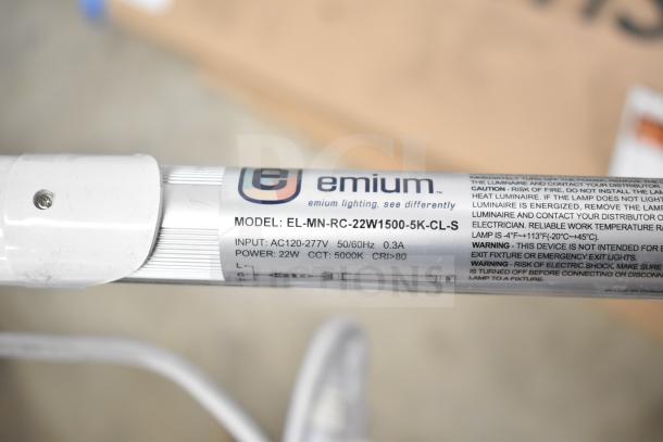Emium light strip label showing model EL-MN-RC-22W1500-5K-CL-S; 22W, 120-277V, 5000K, CRI>80. Auction item from a 20-piece lot.
