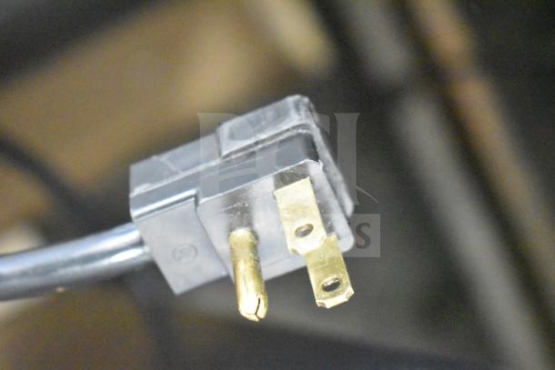 Power plug for Beverage Air UCR32AHC-ADA commercial undercounter cooler, 115 volts, 1 phase, in new condition.
