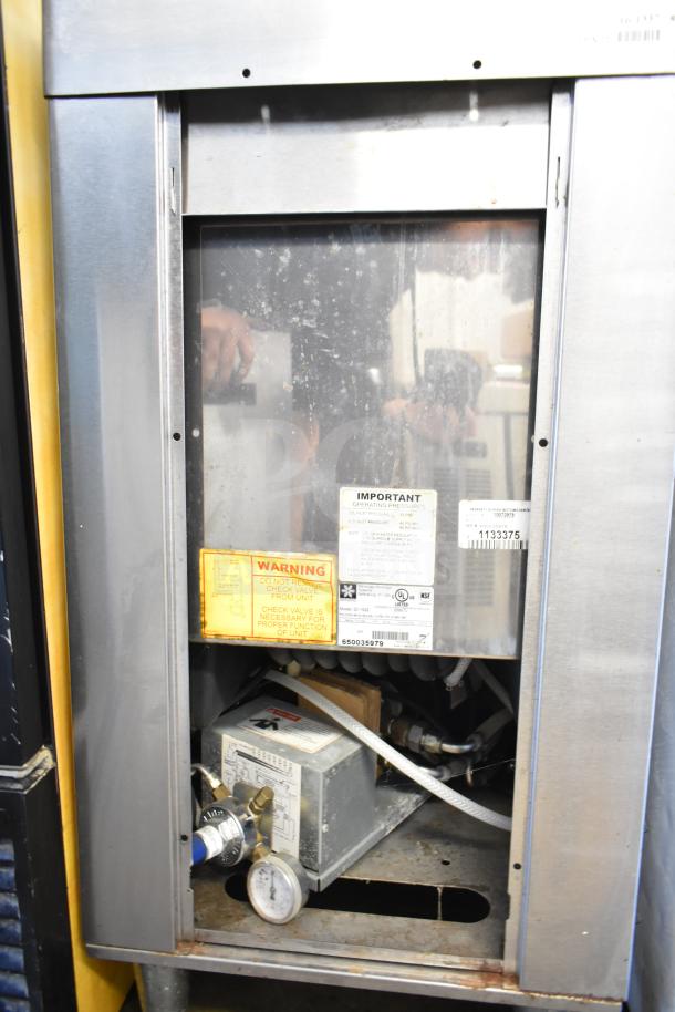 Commercial 6 Flavor Beverage Machine on Servend DI-1522 Ice Bin. Features include 115 Volts, 1 Phase. Visible labels detail warnings and operational pressures.