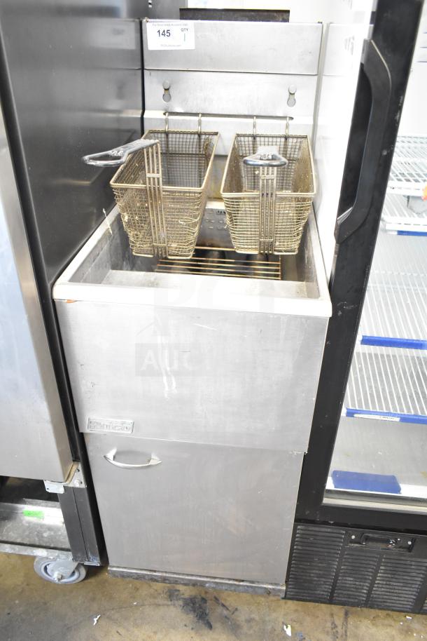 2016 Pitco Frialator 35C fryer, natural gas, 90,000 BTU, dual baskets, stainless steel, used condition, label showing model.
