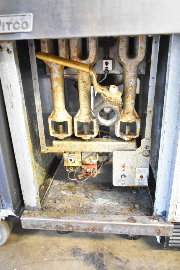 2016 Pitco Frialator 35C deep fryer, natural gas, 90,000 BTU, showing internal components and some wear, model label visible.