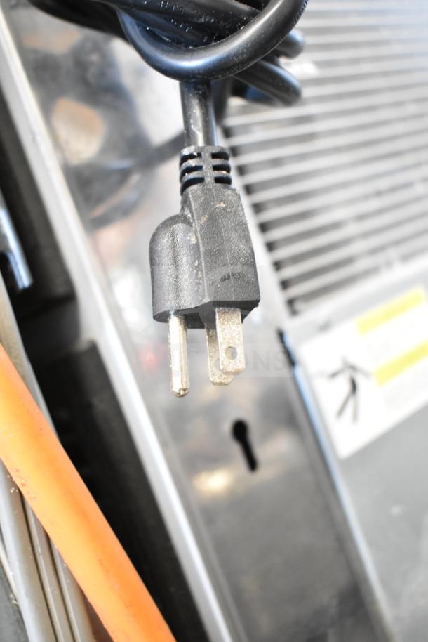 Avantco commercial ice machine, including 2025 ice head on Avantco 194BIN23022 275 lb ice bin. Power cord shown.