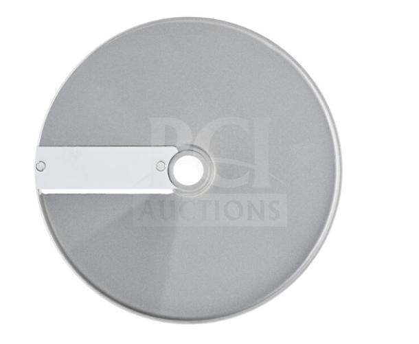 Brand new Robot Coupe 9/16" slicing disc, Model 28131, in box. Ideal for commercial use, pristine condition.