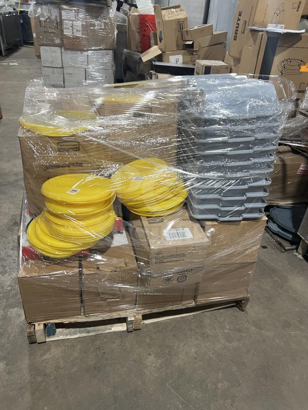 Mixed pallet containing new commercial kitchen items: Adcraft condiment dispensers, HFA food containers, Rubbermaid lids, cutlery boxes.