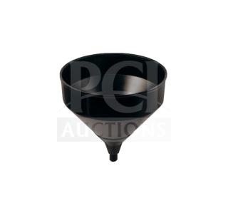 Barmaid Commercial Black Funnel, Model CR-804, brand new condition, durable plastic construction.